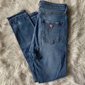 Guess 1981 Skinny Jeans